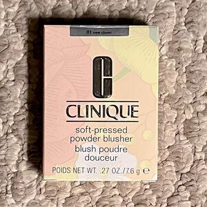 NEW!!! Clinique Soft Pressed Powder Blusher - 01 New Clover